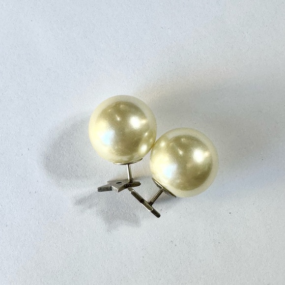 Authentic Dior Tribales Star and Perl - Picture 4 of 5